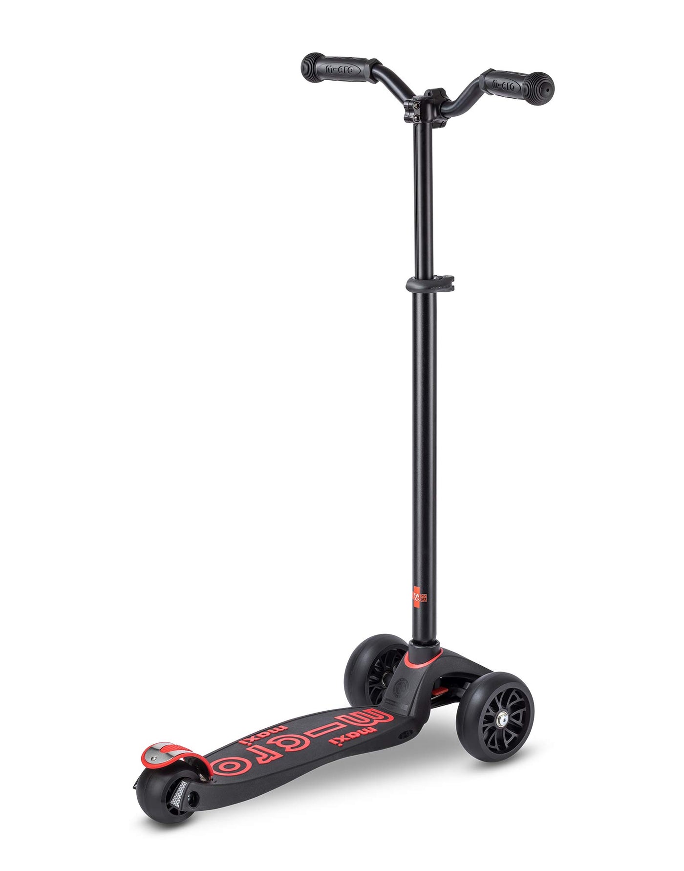 black maxi deluxe pro 3 wheel scooter rear