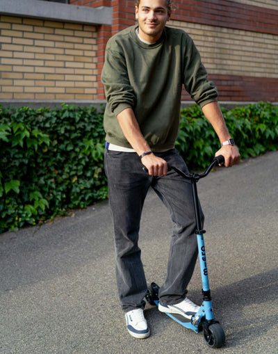 Micro Rocket Deluxe 2 Wheel Scooter