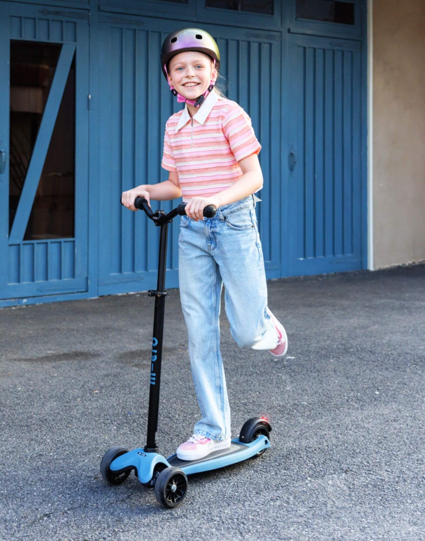 Micro Kickboard Reloaded 3 Wheel Adult Scooter