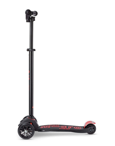 black maxi deluxe pro 3 wheel scooter side