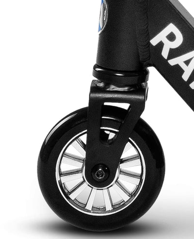 freestyle scooter with metal core wheels